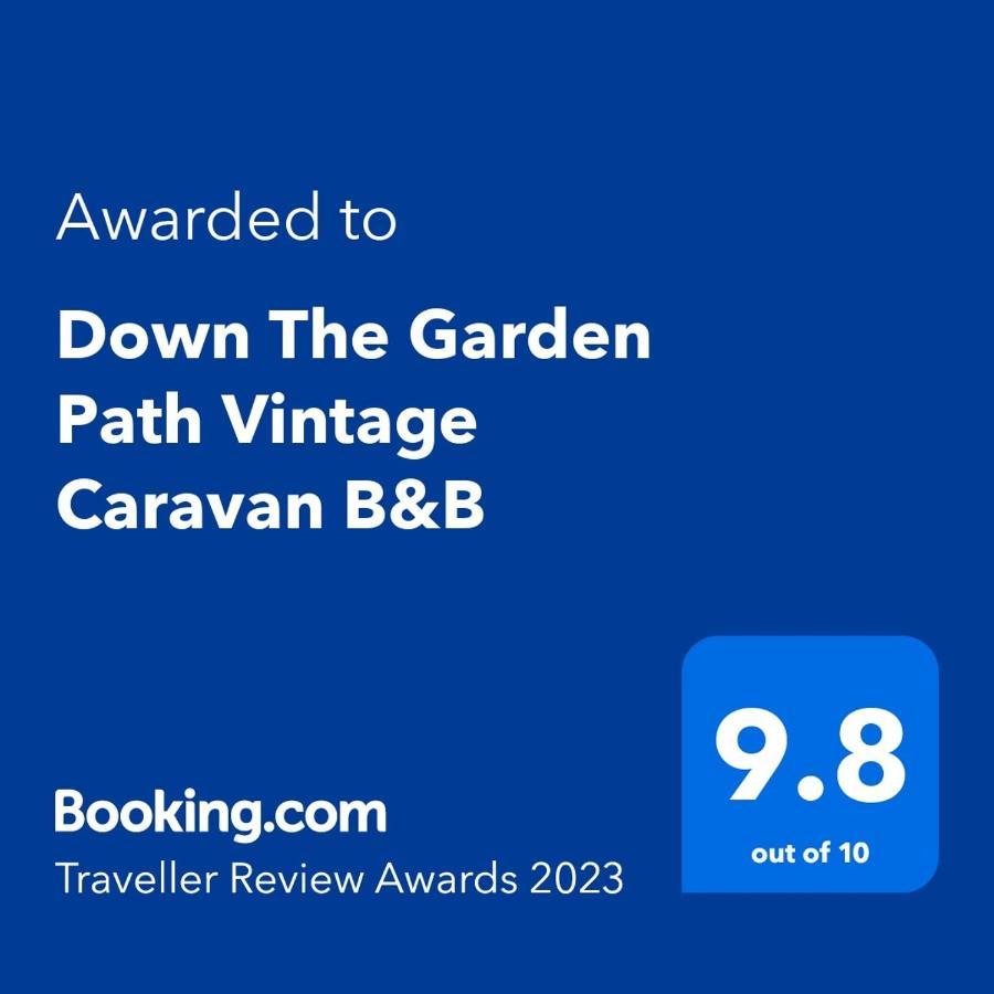 Down The Garden Path Vintage Caravan B&B , Dartmoor ニュートン・アボット エクステリア 写真